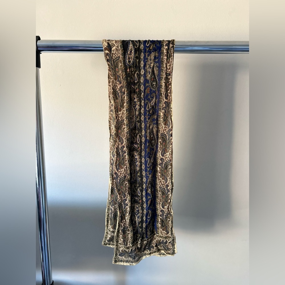 scarf